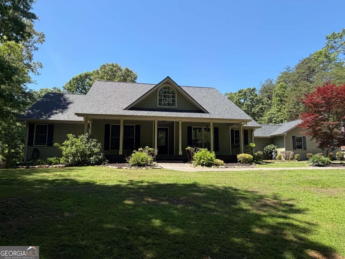 Property Photo:  96 Oakridge Lane  GA 30536 