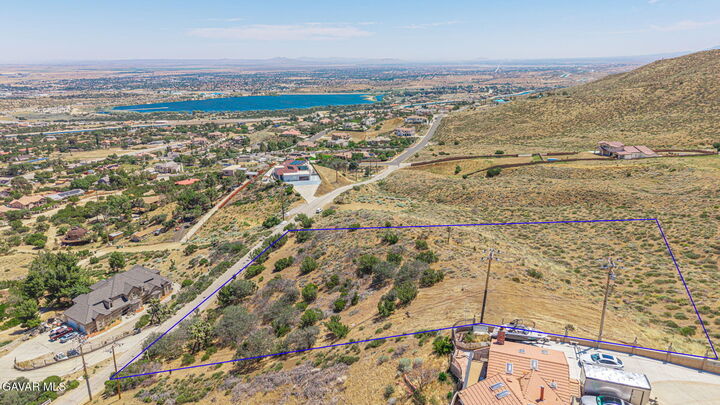 Property Photo:  Lakeview Dr Vic Oliver L Drive  CA 93551 
