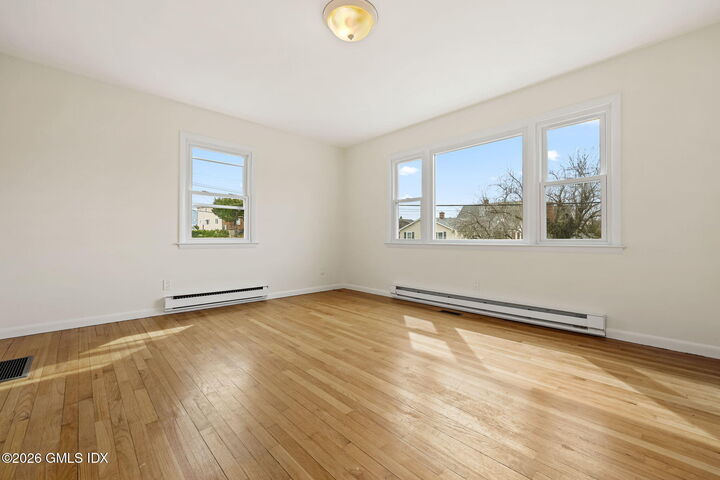 Property Photo: 2 Grange Street 1 CT 06830