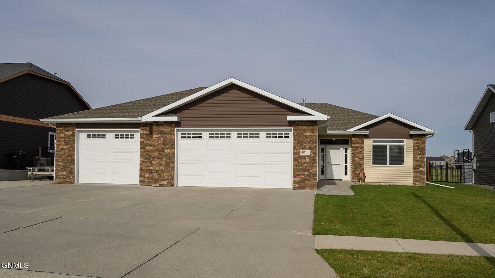 Property Photo: 4910 Hudson Street ND 58503