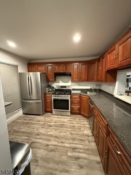 Property Photo: 464 Harwick Ct NJ 08854