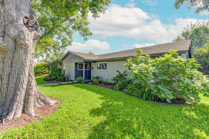 Property Photo:  9223 Kapri Lane  TX 77025 