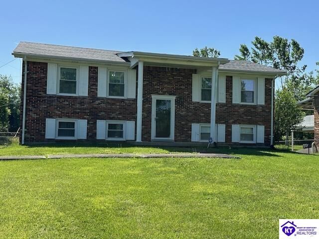 Property Photo: 107 Belaire Drive KY 40162