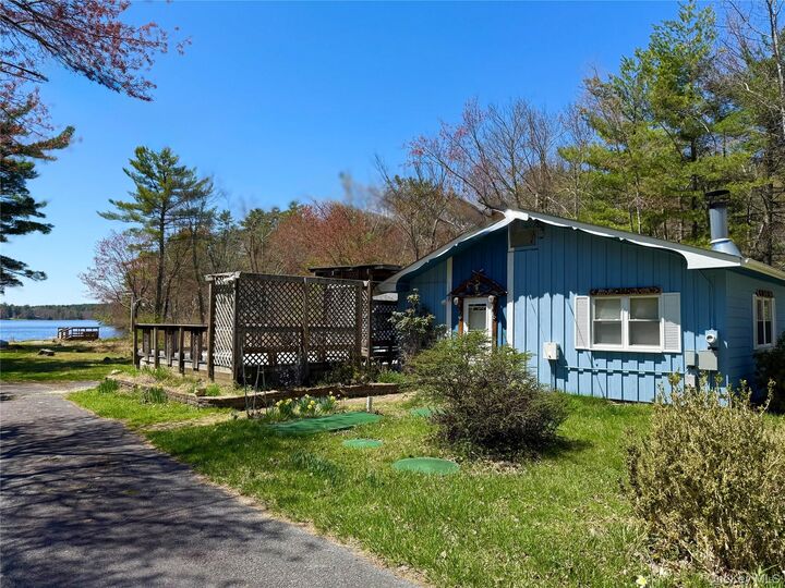 Property Photo:  236 Lakeview Drive Road  NY 12743 