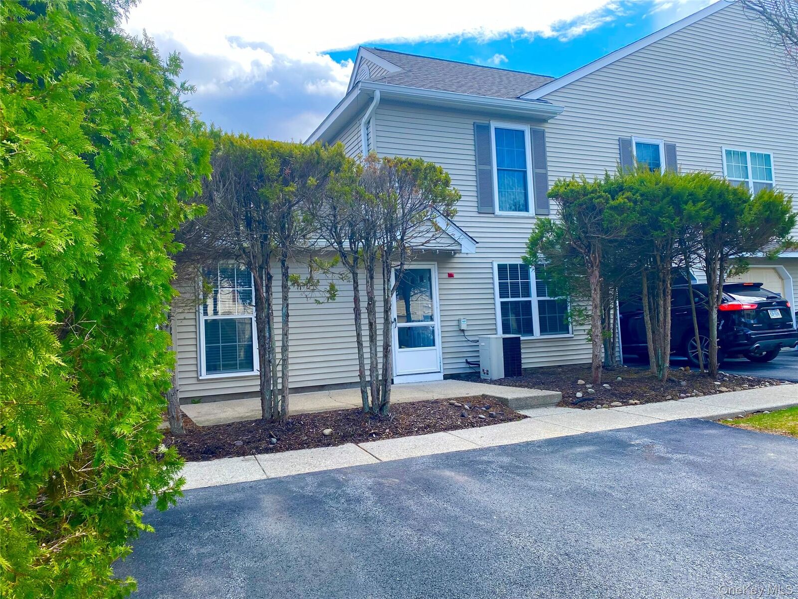 Property Photo:  50 Olde Wagon Road  NY 10990 