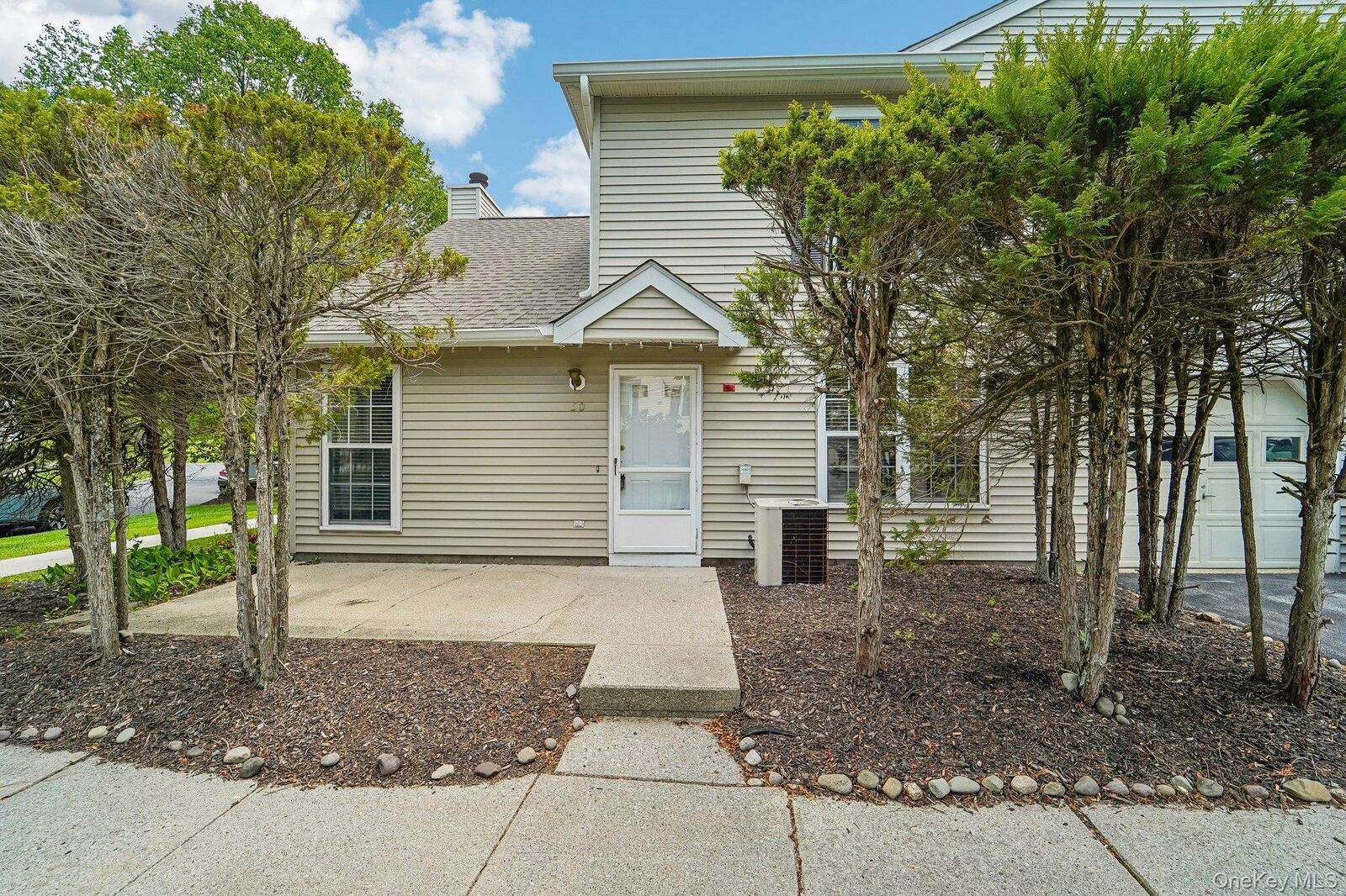 Property Photo:  50 Olde Wagon Road  NY 10990 