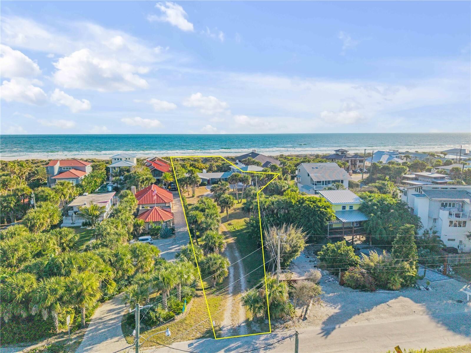 Property Photo:  1707 Beacon Street  FL 32169 