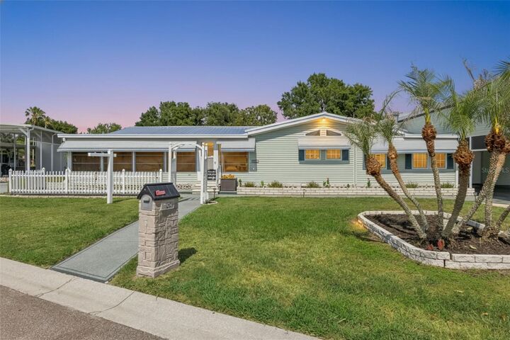 Property Photo: 5274 Island View Circle N FL 33868