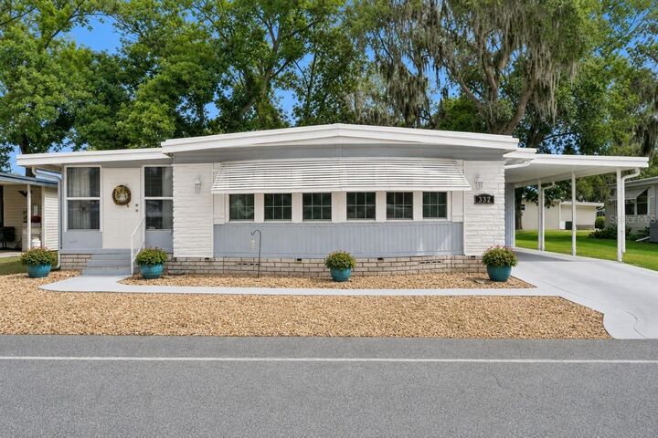 Property Photo:  332 Hawthorne Boulevard  FL 34748 