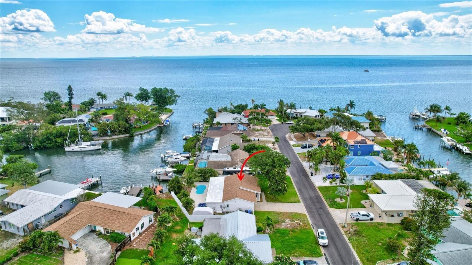 Property Photo:  4417 Trout Drive SE  FL 33705 