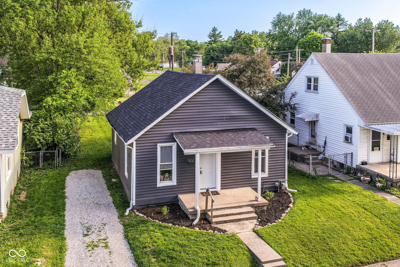 Property Photo:  1525 W 5th Street  IN 46016 