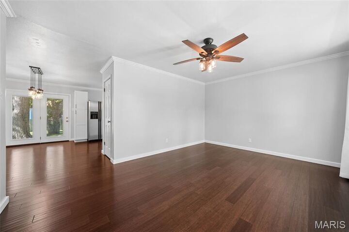 Property Photo:  922 Chula Drive  MO 63042 