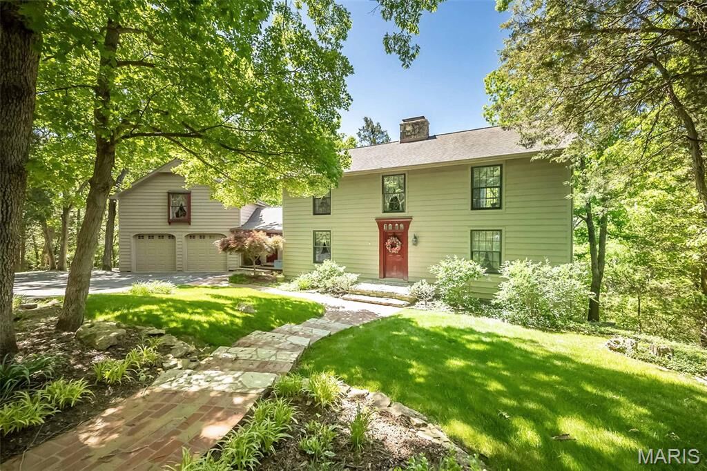 Property Photo:  10 Ravinia Lane  MO 63069 