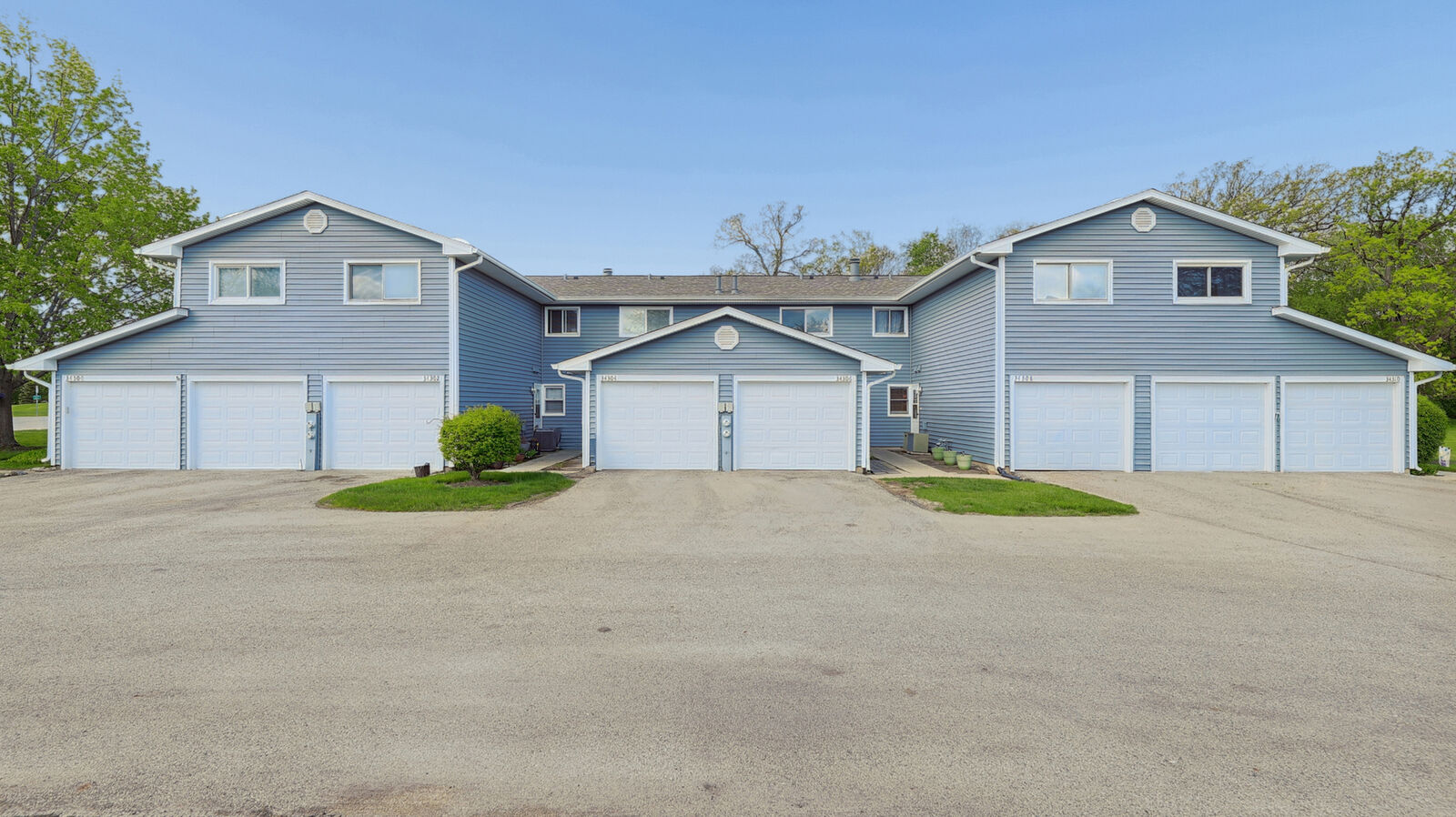 Property Photo:  34306 N Birch Lane 16C  IL 60031 