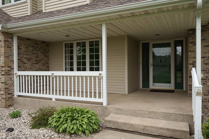 Property Photo:  