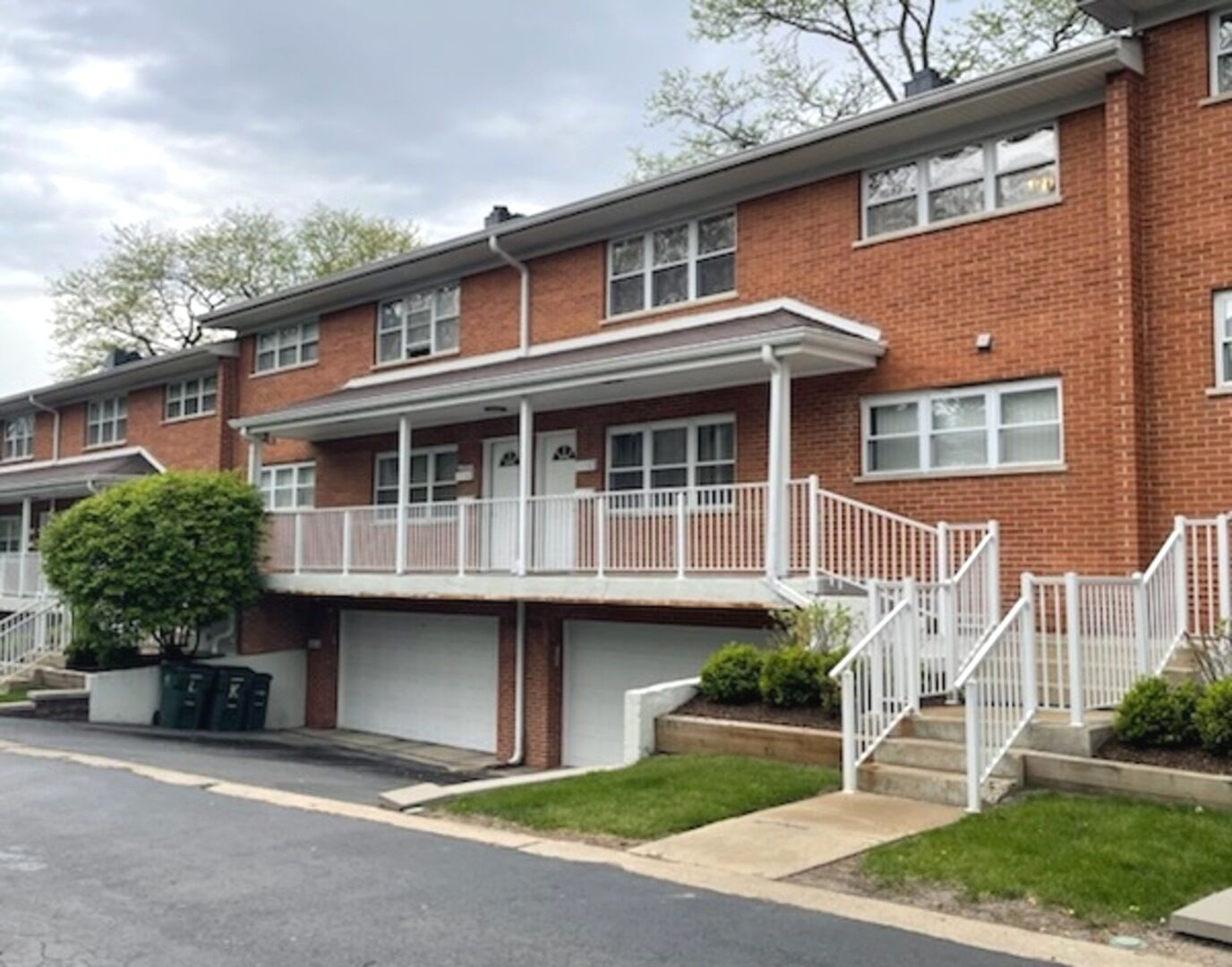 Property Photo:  169 E Palatine Road J  IL 60067 