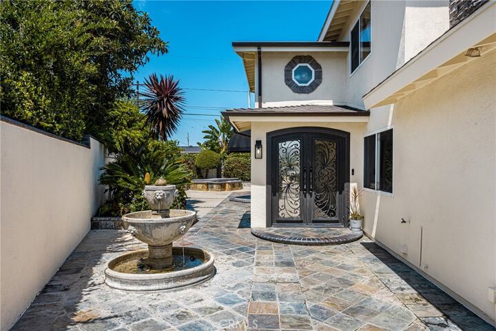 Property Photo:  2342 Cynthia Court  CA 92627 