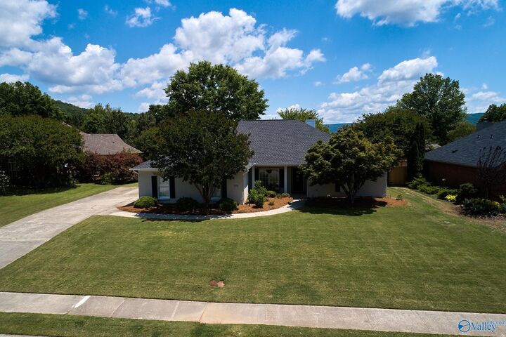 Property Photo:  2836 Willowick Trail SE  AL 35763 