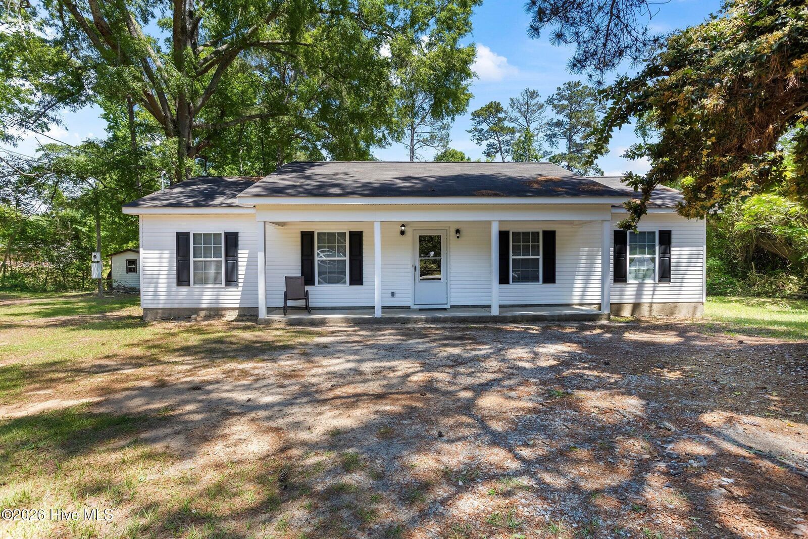 Property Photo:  502 Violet Street  GA 30824 