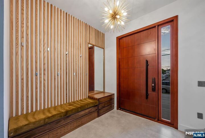 Property Photo:  60 North Street  NJ 07407 
