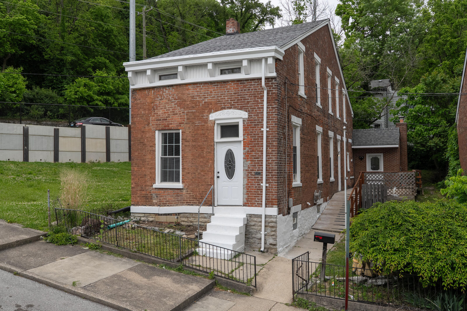 Property Photo:  728 W 9th Street  KY 41011 