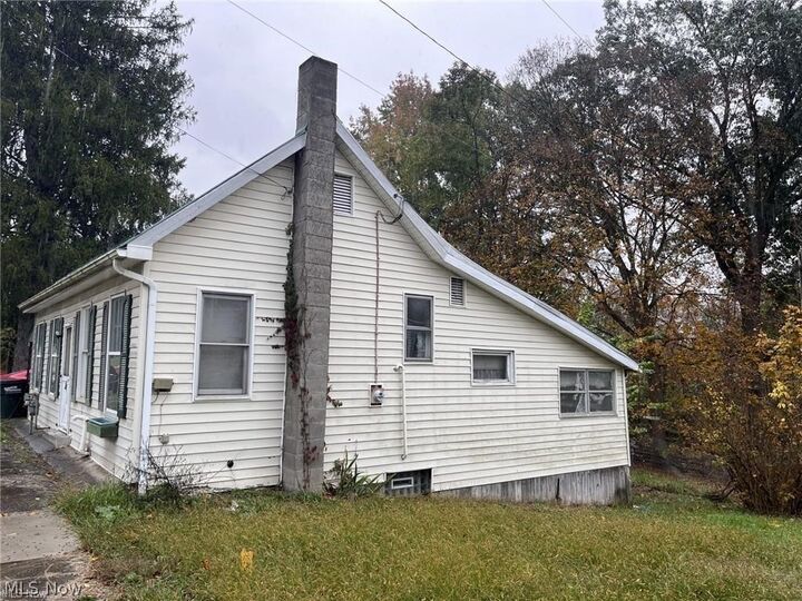 Property Photo:  226 E Main Street  OH 43973 