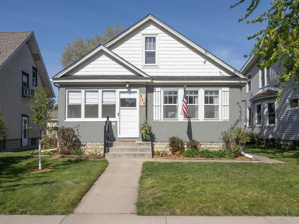 Property Photo:  328 5th Avenue S  MN 55075 