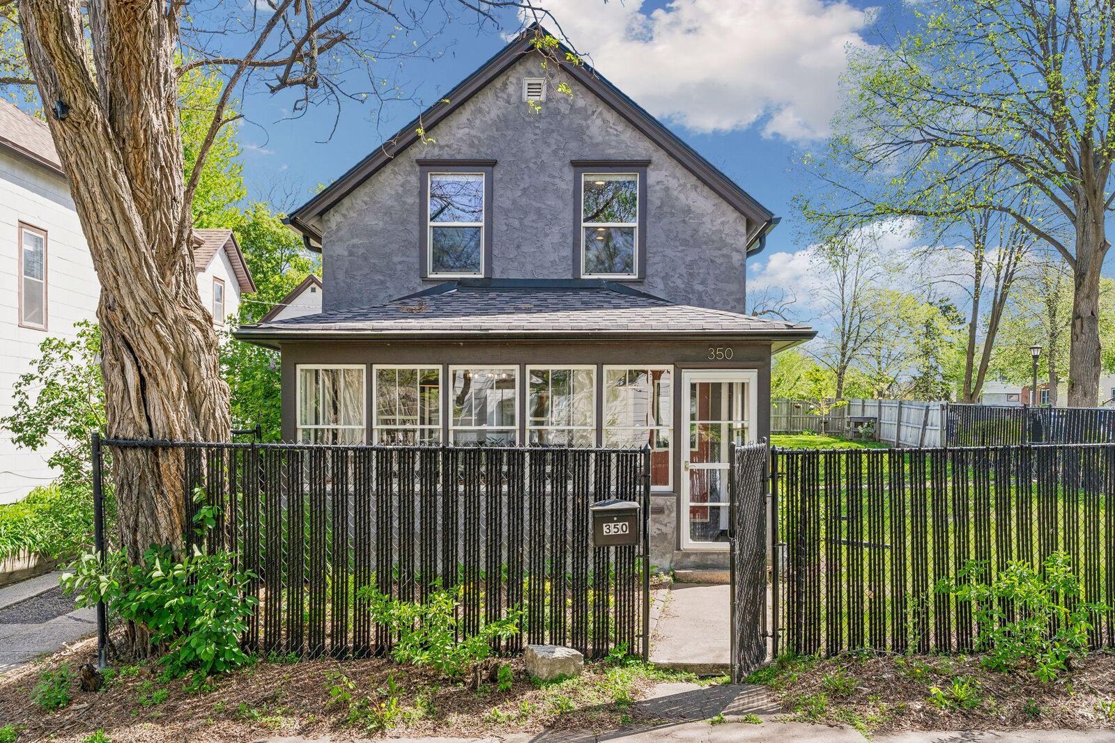 Property Photo:  350 Maple Street  MN 55106 
