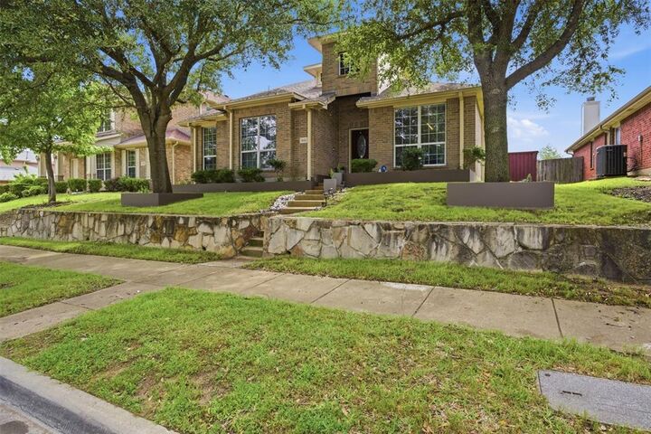 Property Photo: 1922 Rustic Creek Drive TX 75040