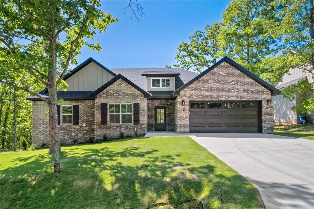 Property Photo: 17 Carnahan Lane AR 72715