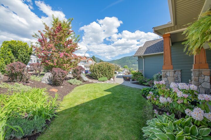 Property Photo: 1437 Copper Mountain Court BC V1B 3Y7