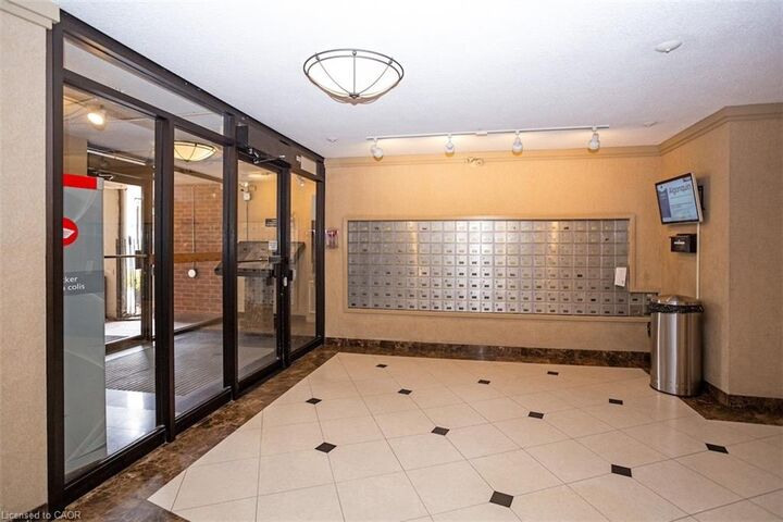 Property Photo:  50 Mississauga Valley Boulevard 1516  ON L5A 3S2 