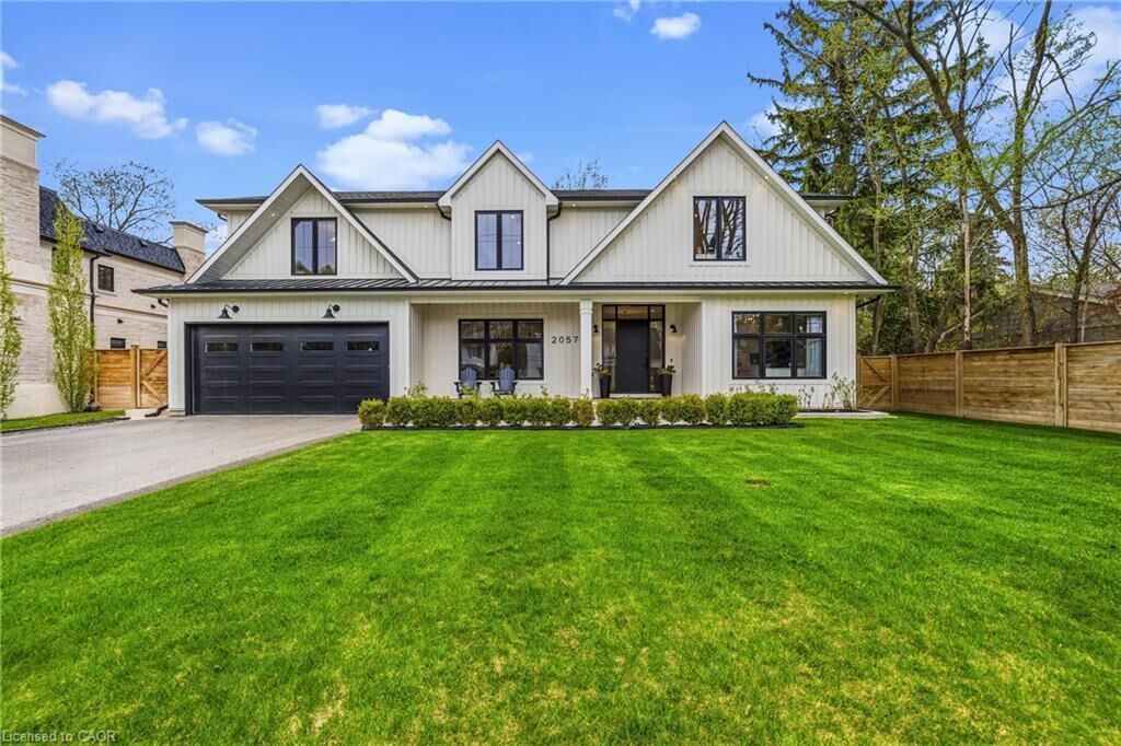 Property Photo:  2057 Salvator Boulevard  ON L6L 1M9 