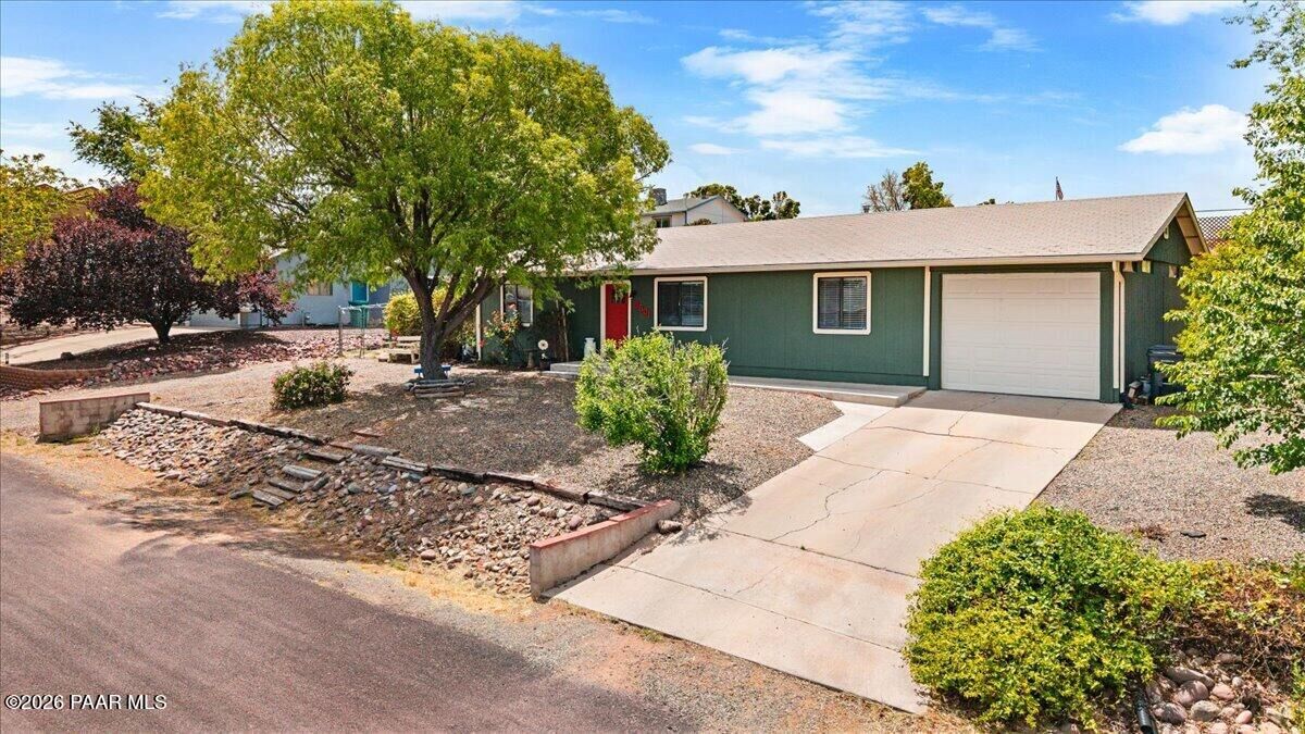 Property Photo:  8601 E Crater Court  AZ 86314 