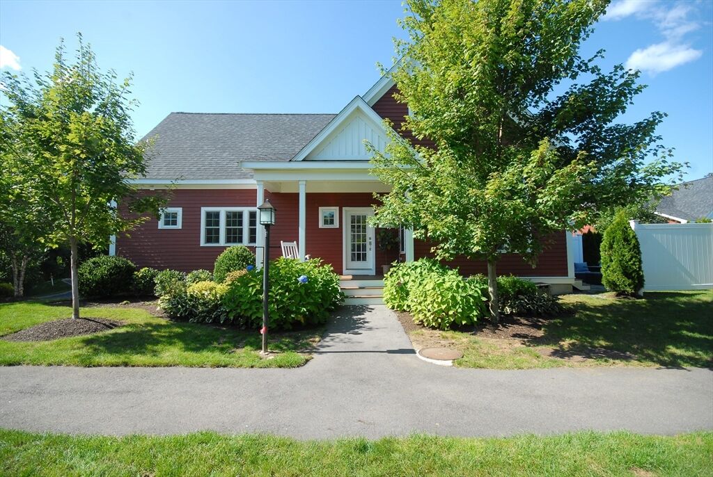 Property Photo:  19 Brigham Farm Lane 19  MA 01740 
