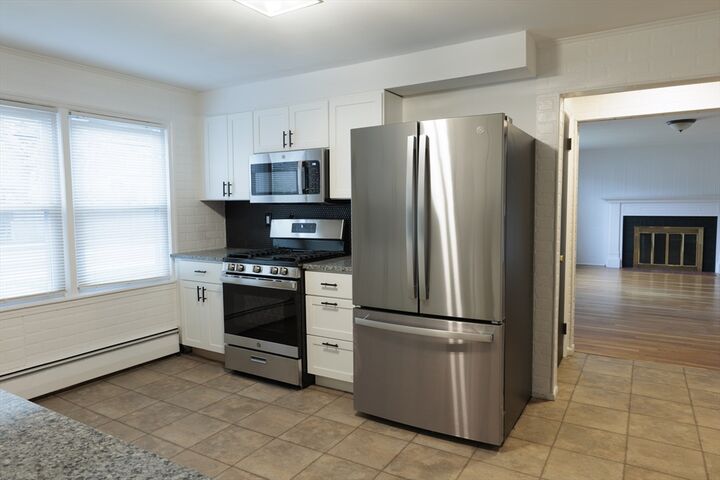 Property Photo:  1159 Middlesex St  MA 01851 