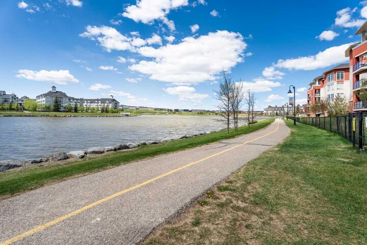 Property Photo:  162 Country Village Circle NE 201  AB T3K 0E6 