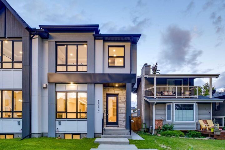 Property Photo:  2622 30 Street SW  AB T3E 2M2 