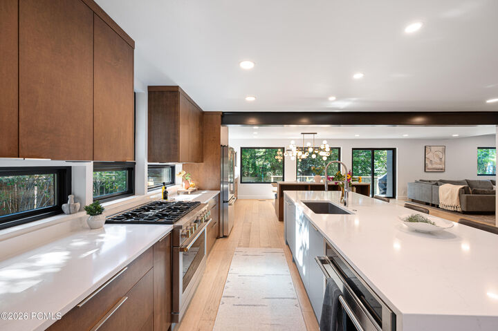 Property Photo:  1494 W Meadows Connection  UT 84098 