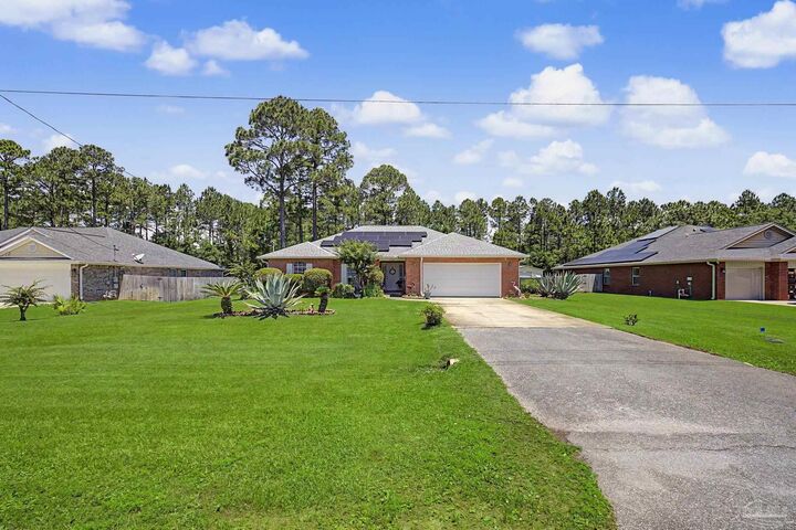 Property Photo: 7654 Manatee St FL 32566