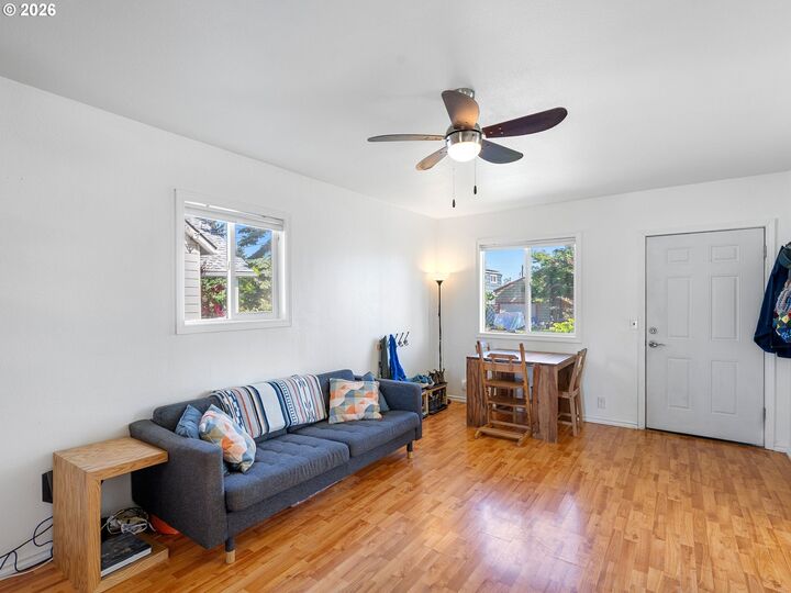 Property Photo:  8130 SE Yamhill St  OR 97215 