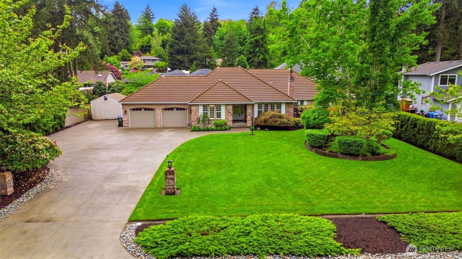 Property Photo:  13910  72nd Avenue E  WA 98373 
