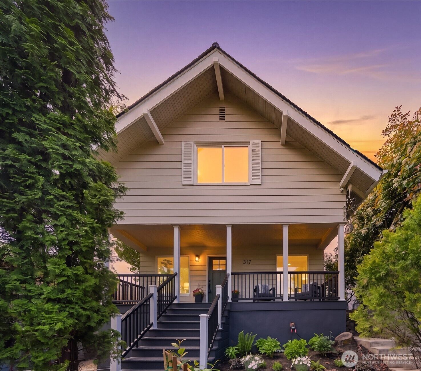 Property Photo:  317 NE 58th Street  WA 98105 