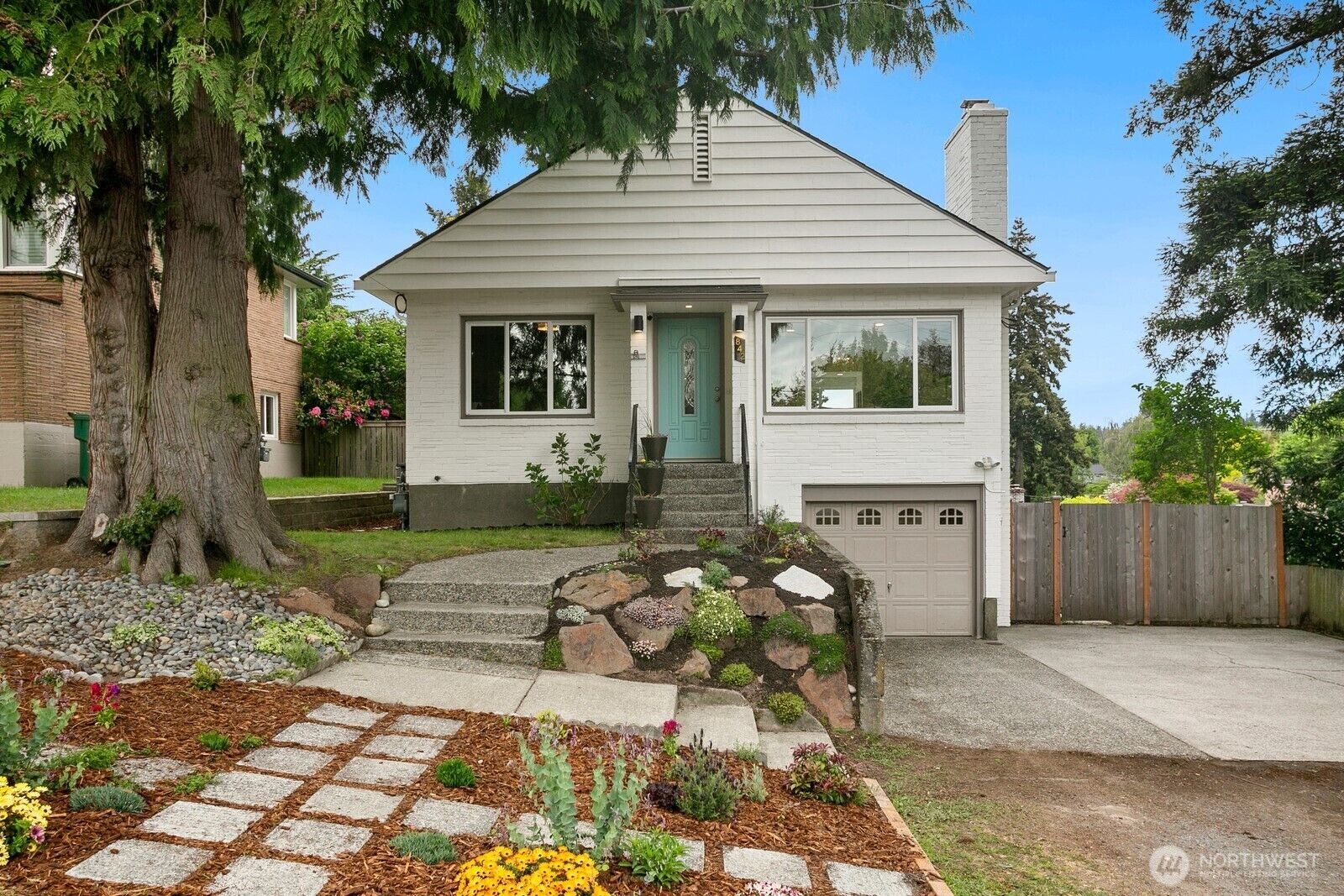 Property Photo:  842 NW 97th Street  WA 98117 