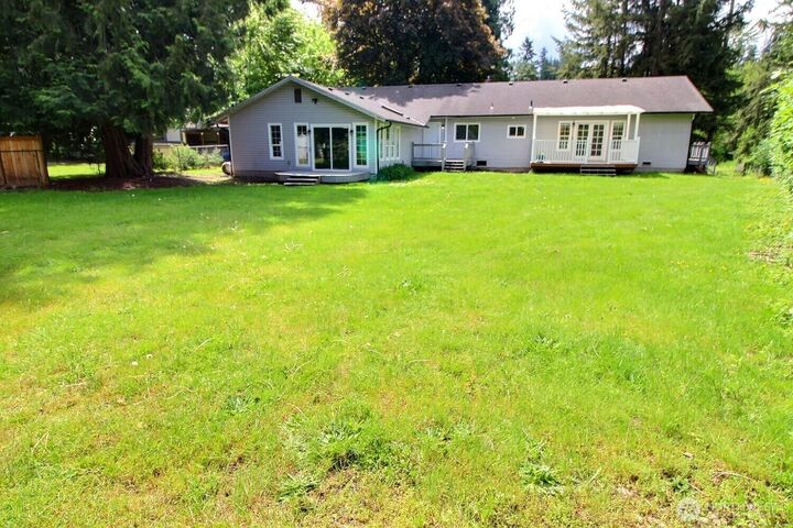 Property Photo: 22512 SE 218th Street WA 98038