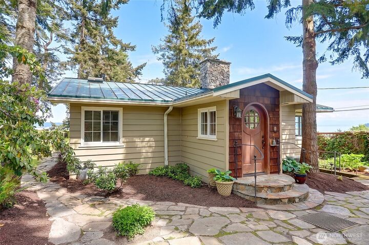 Property Photo: 386 Shore Drive WA 98282