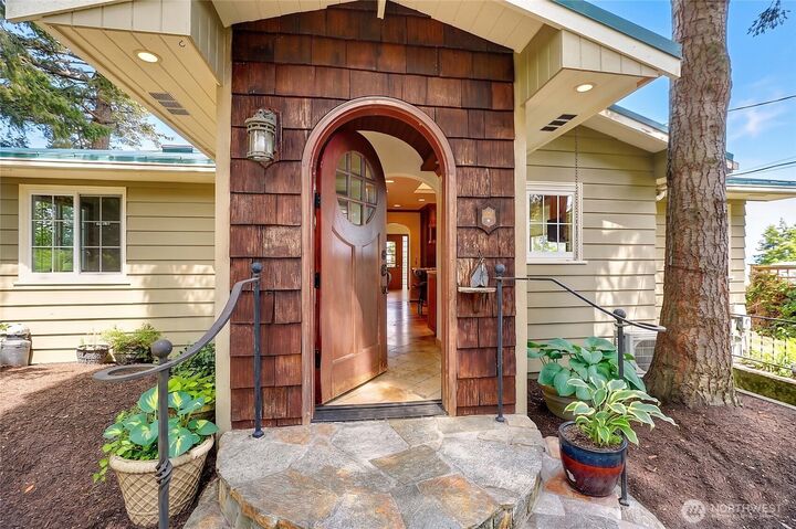 Property Photo:  386  Shore Drive  WA 98282 