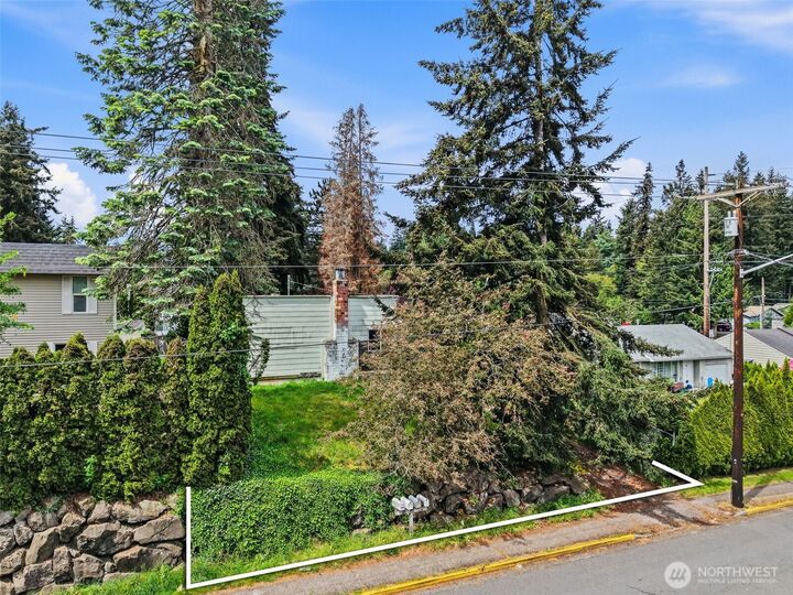 Property Photo:  22018  76th Avenue W  WA 98026 