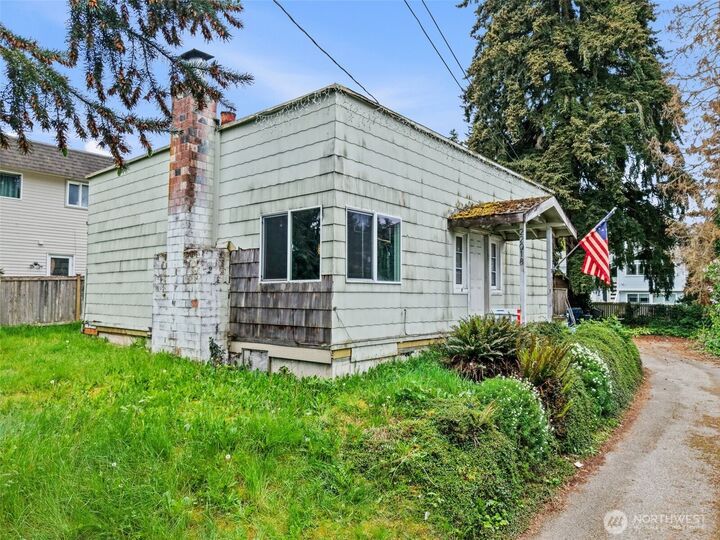 Property Photo: 22018 76th Avenue W WA 98026