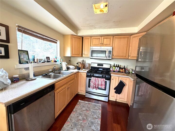 Property Photo:  22018  76th Avenue W  WA 98026 